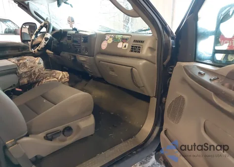 2004 Ford F-250 Xl/Xlt from USA, damaged, VIN 1FTNF21L94EC54680